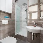 Apartman Krasinski Garden Comfort By Bookinghost Varsó
